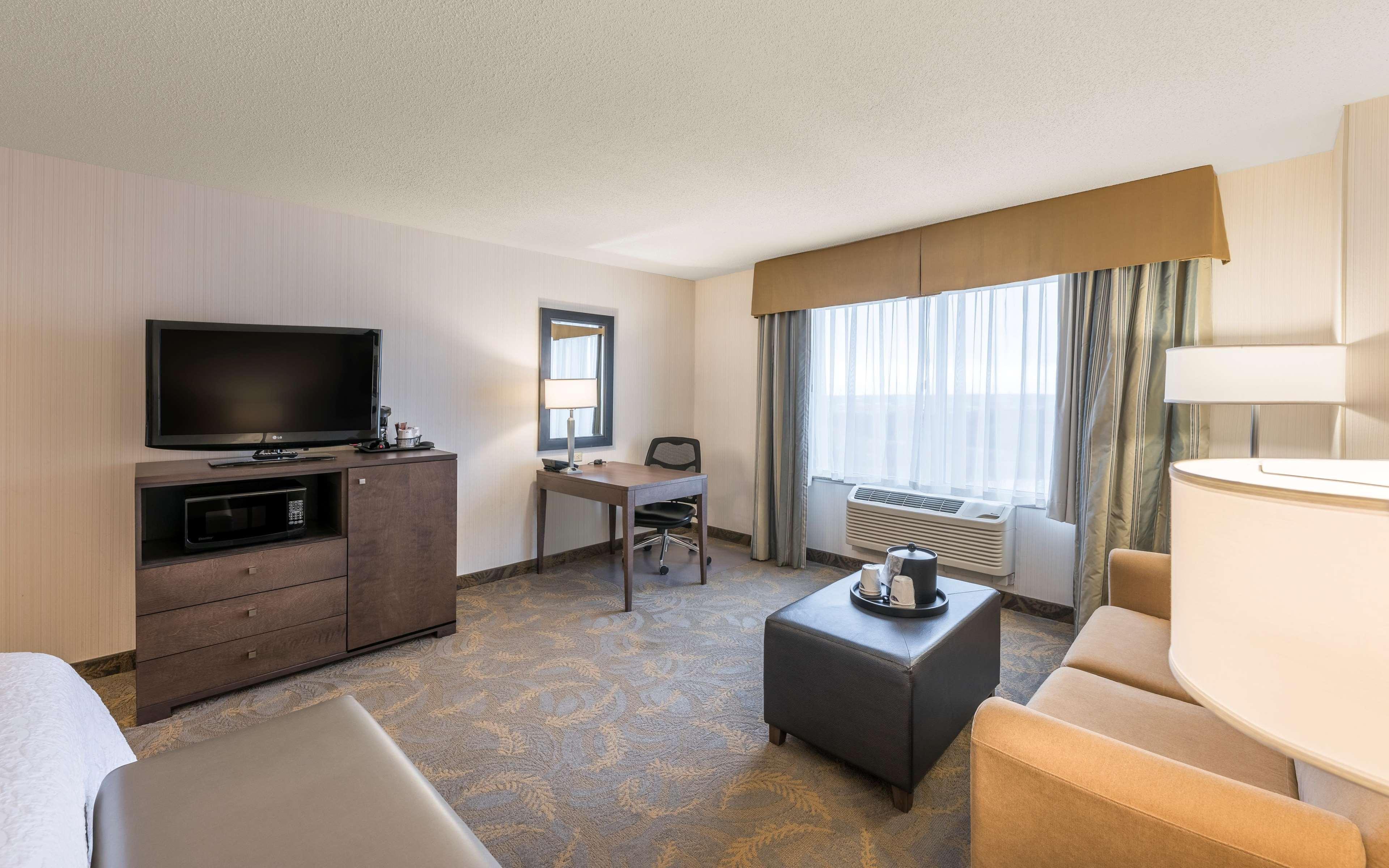 Hampton Inn Sydney Bagian luar foto