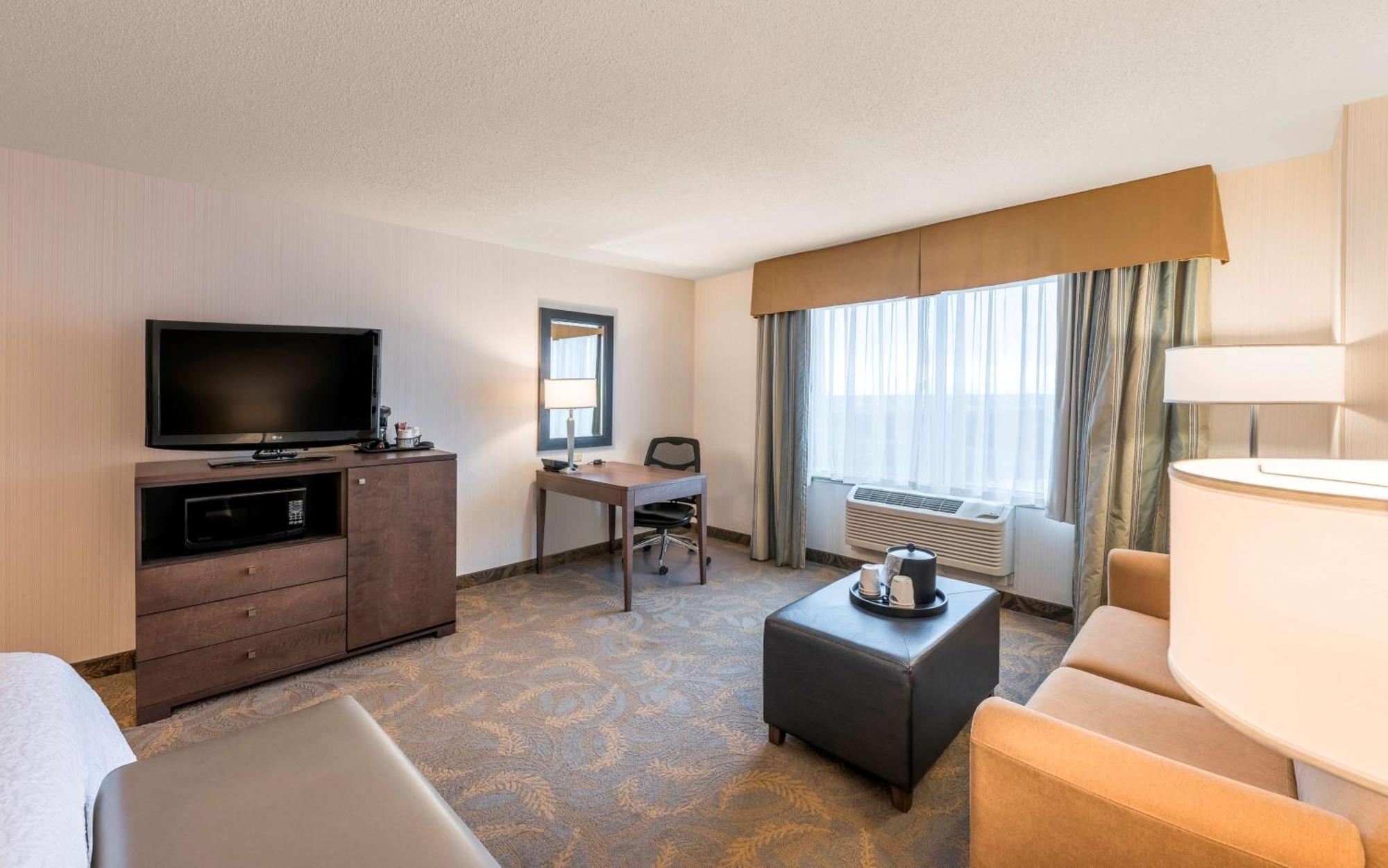 Hampton Inn Sydney Bagian luar foto
