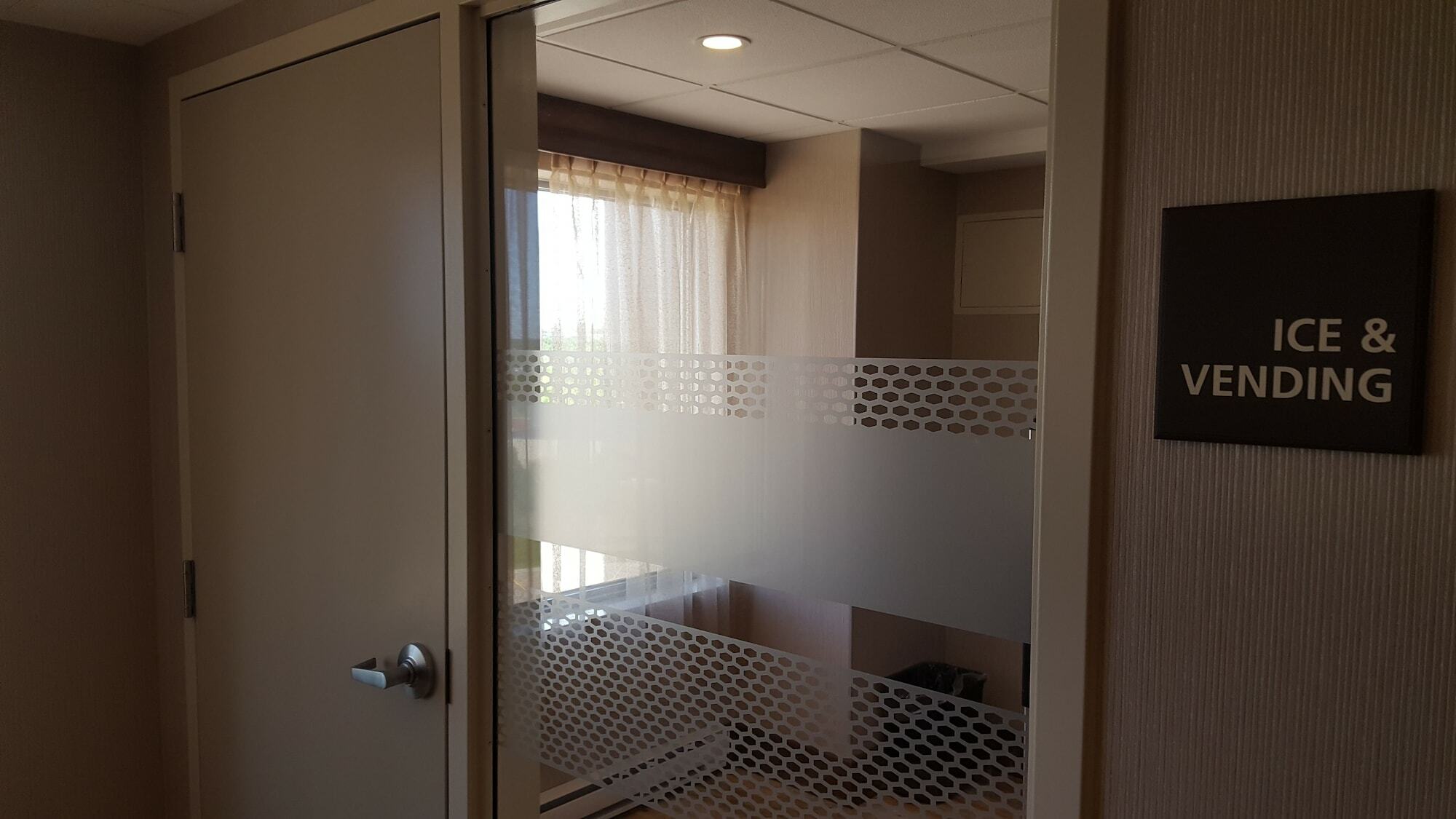 Hampton Inn Sydney Bagian luar foto